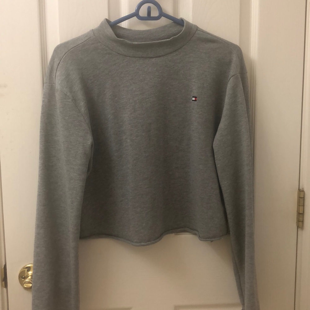 tommy hilfiger cropped sweater